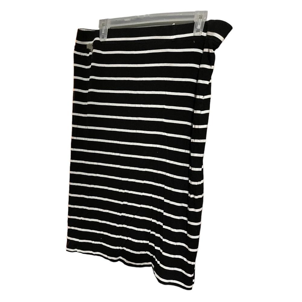 Apt 9 black and white striped skirt, XL - women and teens